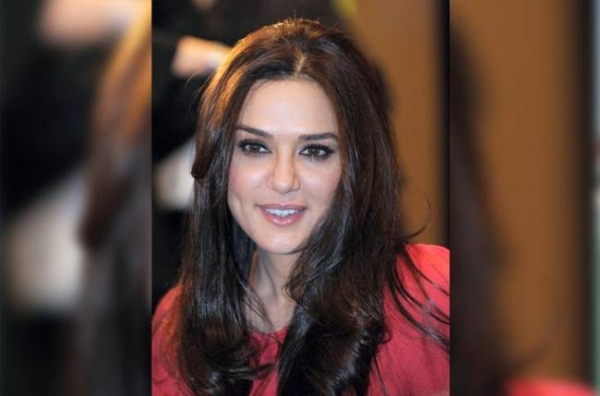 Preetie Zinta_1 &nbs