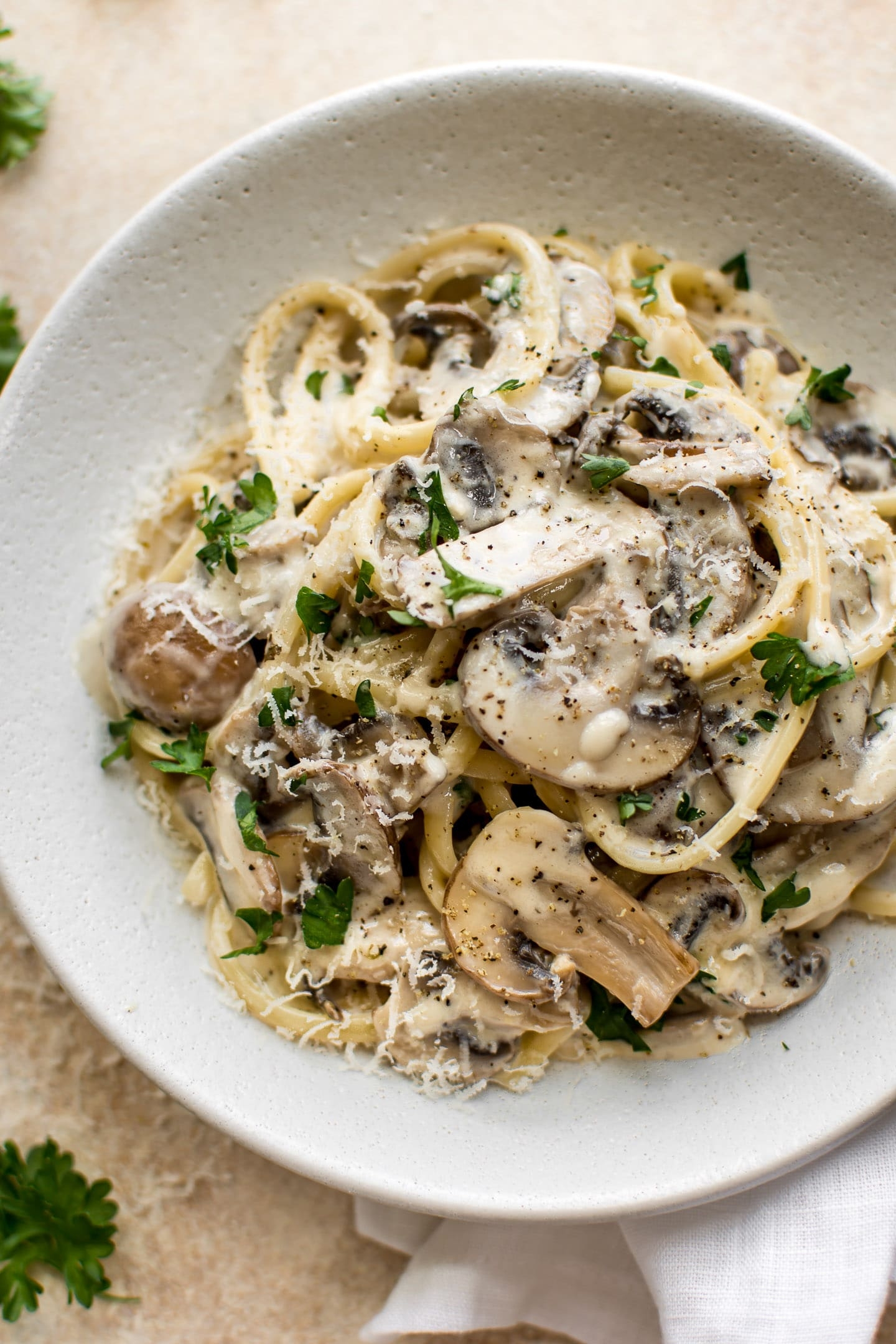 Cheesy Mushroom Pasta_1&n Cheesy Mushroom Pasta_1&n