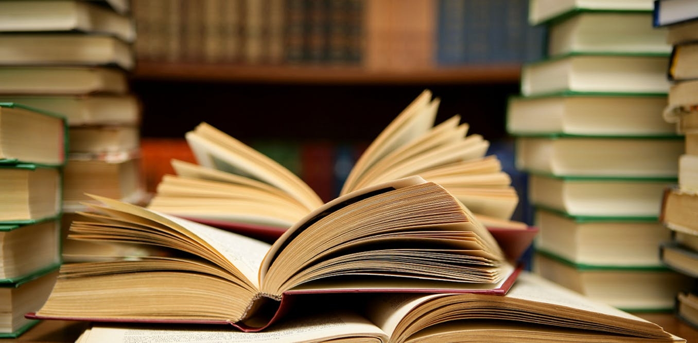 Books_1  H x W: